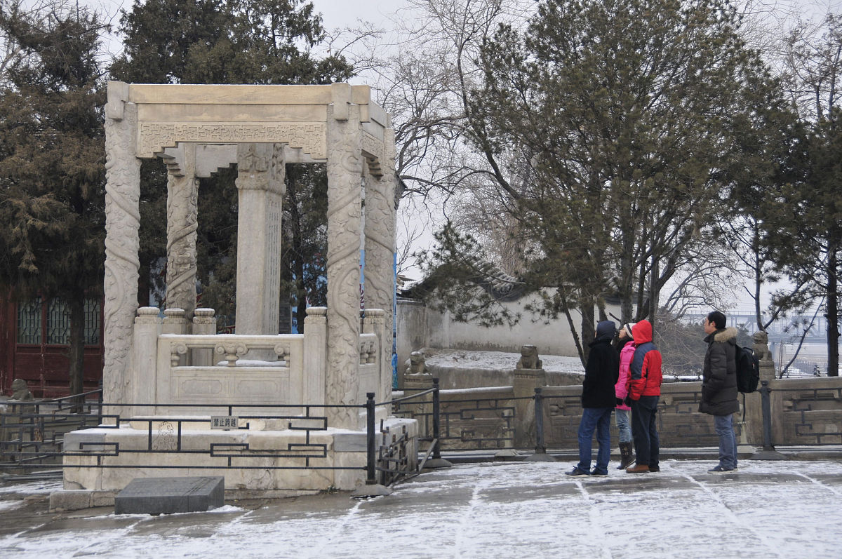 洛阳纸贵是什么意思，当时洛阳的纸到底有多贵