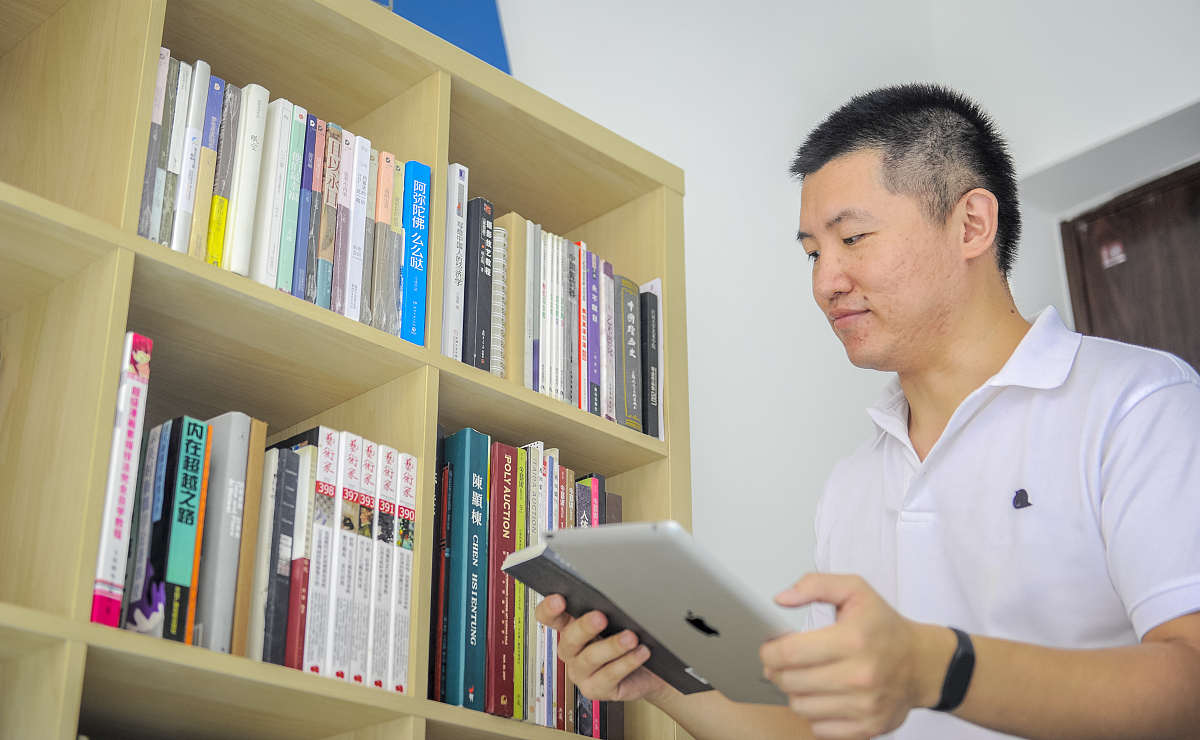该教学类项目申报与评审管理系统内容全面易操作且可以及时的处理各种错误和维护相关信息以及异常。换一种没有论文查重的说法