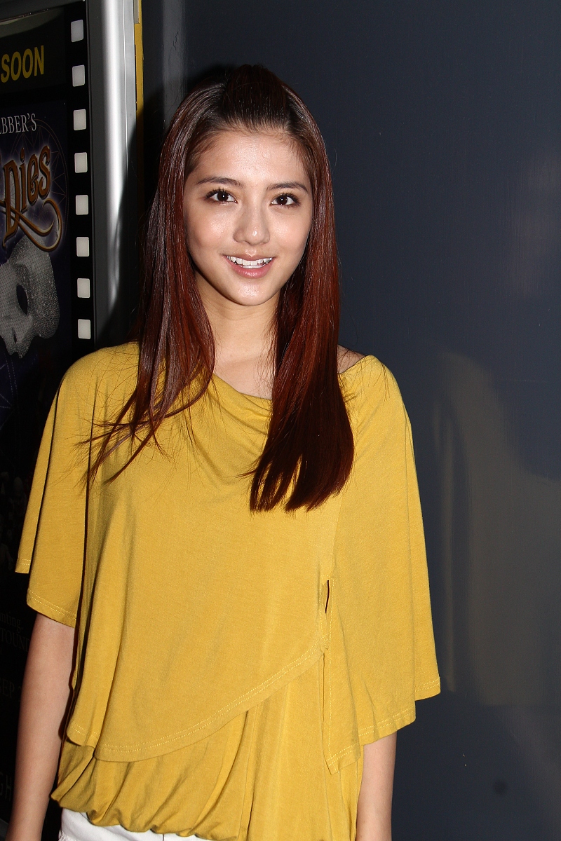 2012年9月22日,香港,电影《男人如衣服》宣传活动.***_***吴千语+++_+