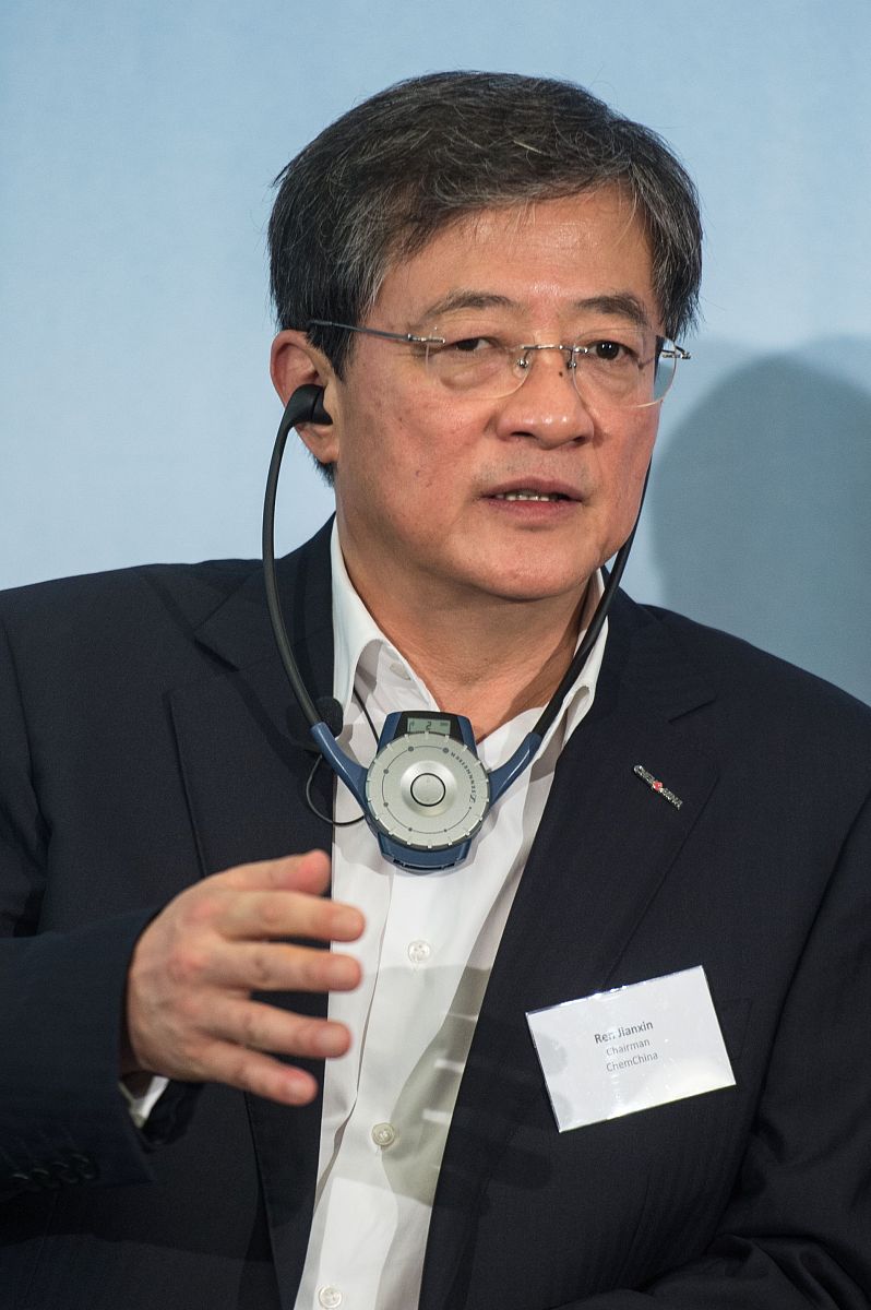 徐黎明博士：水生病毒学和免疫学专家