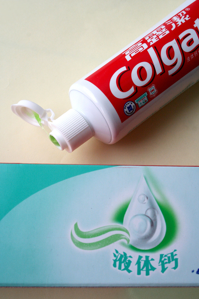 亮白 保护牙龈 去除口腔异味 有效去烟渍 益生菌牙膏去烟渍种草文案