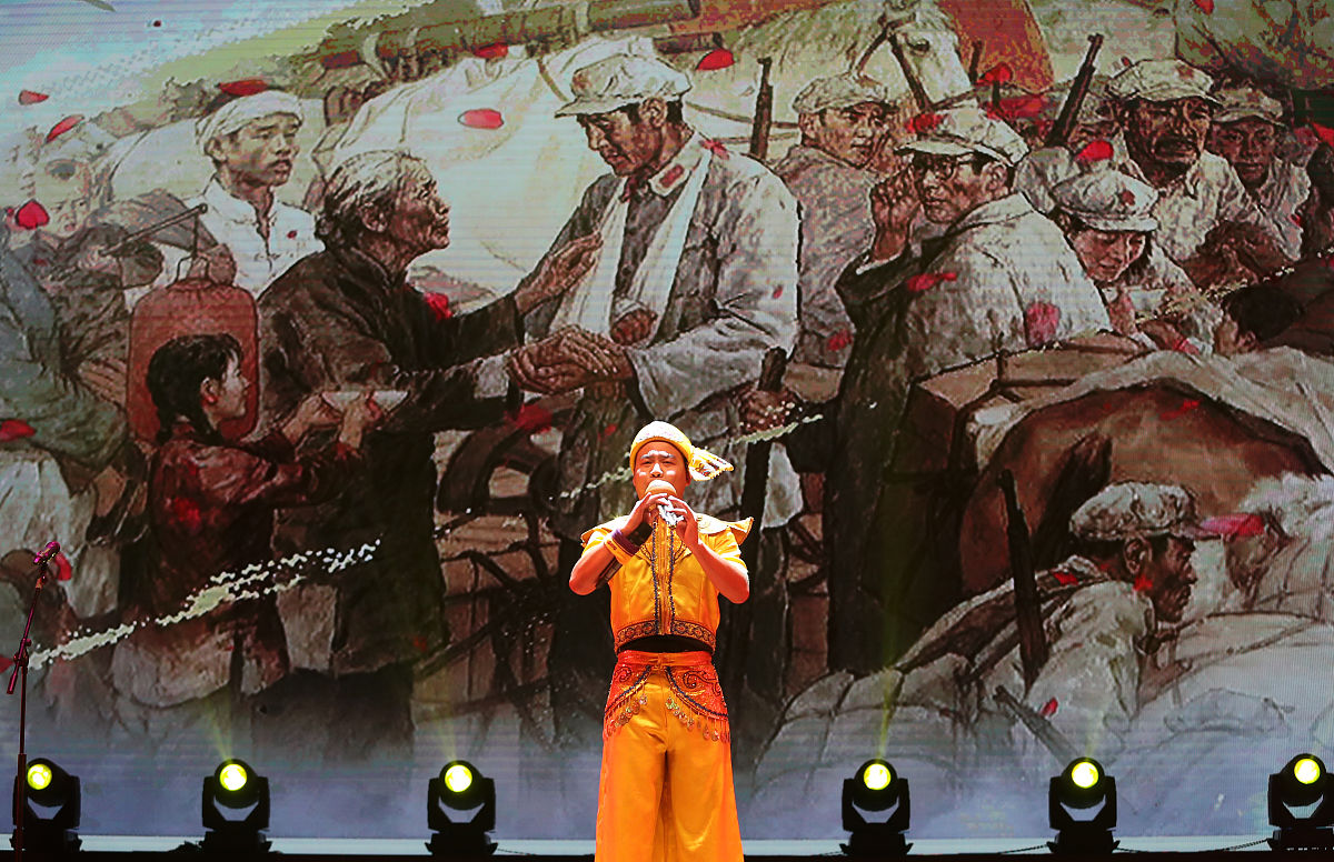 2019年8月23日,昆明,交响音诗歌舞晚会《祖国颂》在云南抗战胜利纪念