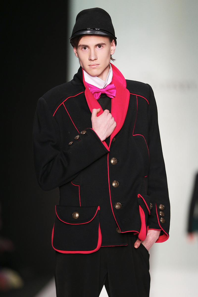 1996/10-2023/3月工作年限