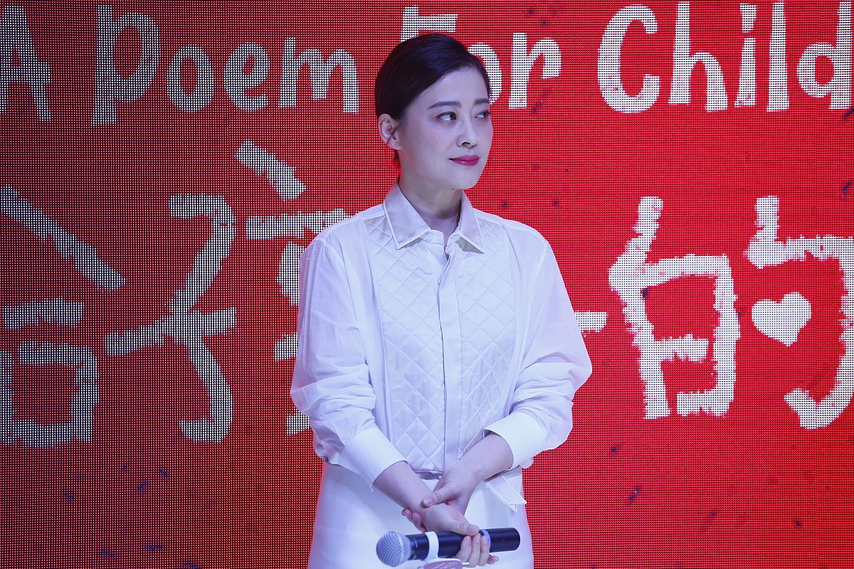 根据我的以下描述做一首诗我想知道你的想法我又害怕知道你的想法最后我不想知道你的想法结果我患得患失