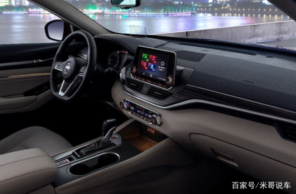 好车不怕晚,新车双层玻璃加真皮座椅,这下让凯