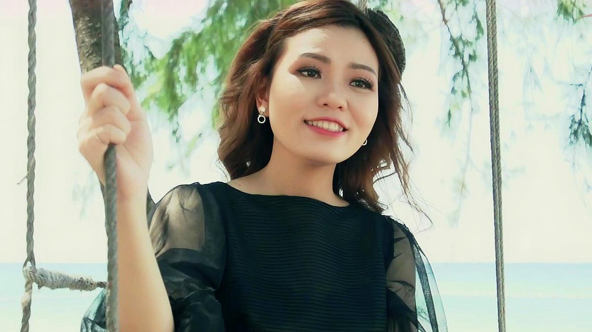 [图]最新好听的越南歌曲《Cho Người Tình Nhỏ Hồng Phấn》