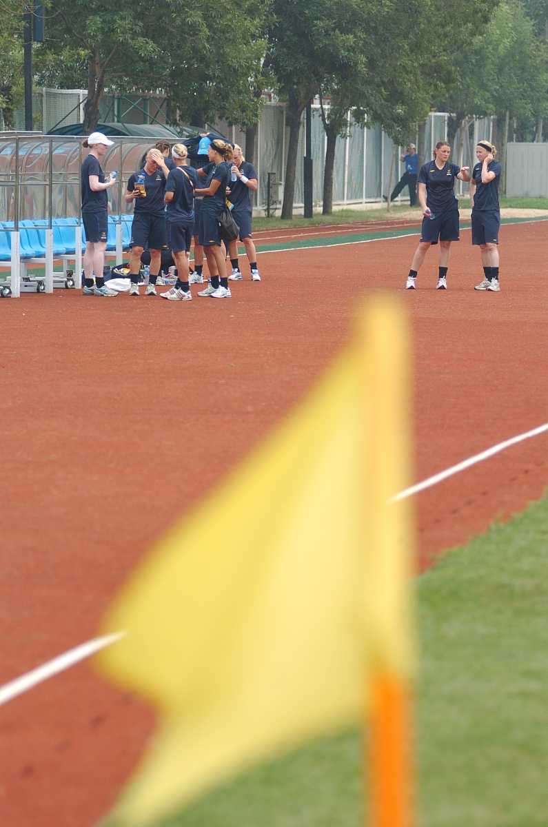 校运会精彩瞬间：3篇200字短文记录运动激情