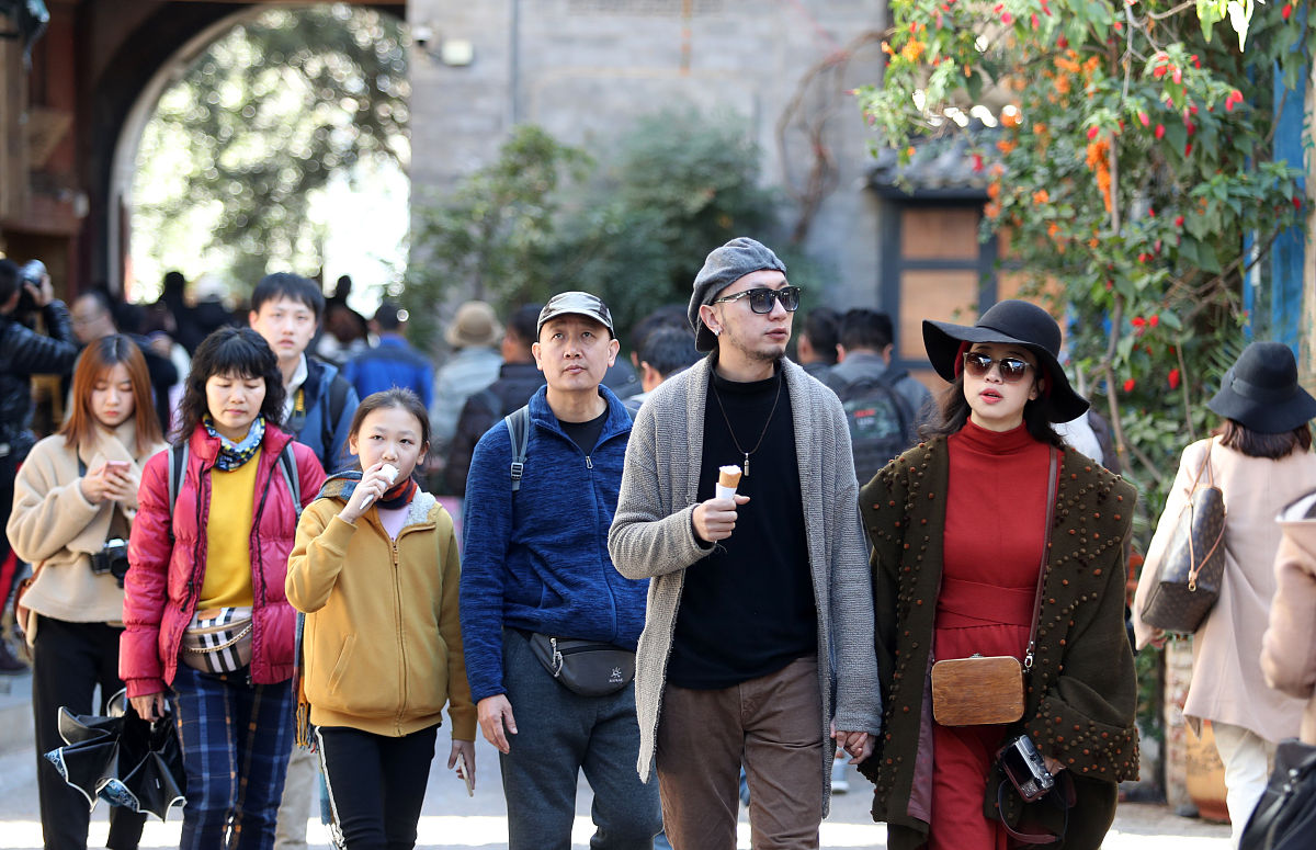 2019年12月24日,云南省大理白族自治州,双廊冬日暖意洋洋. 冬日双廊,