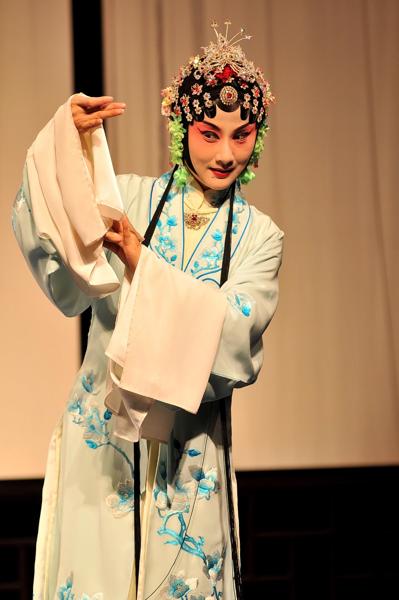 2009年6月26日,南京,昆剧《钗钏记 落园》由江苏省昆剧院演出.***_***