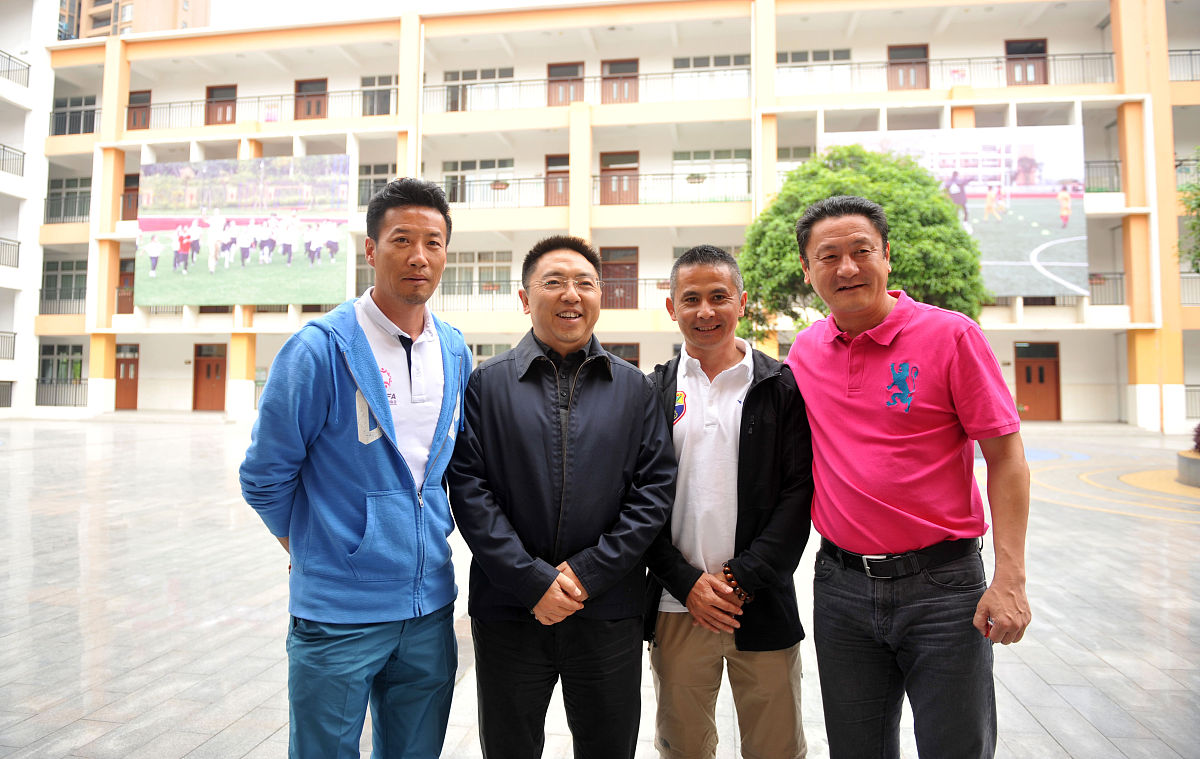 南充十二中师资力量_硬件设施_办学成绩如何