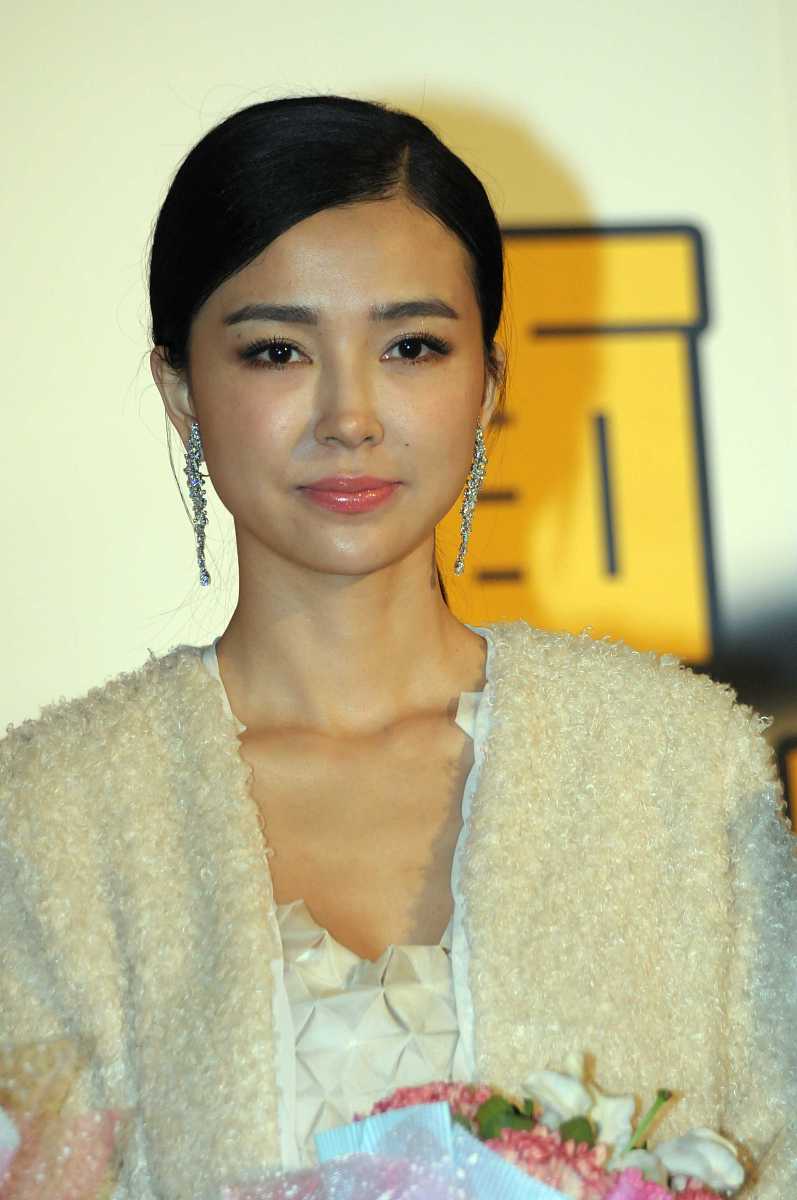 2014年01月22日,上海,电影《前任攻略》举行影院宣传活动..***_***姚