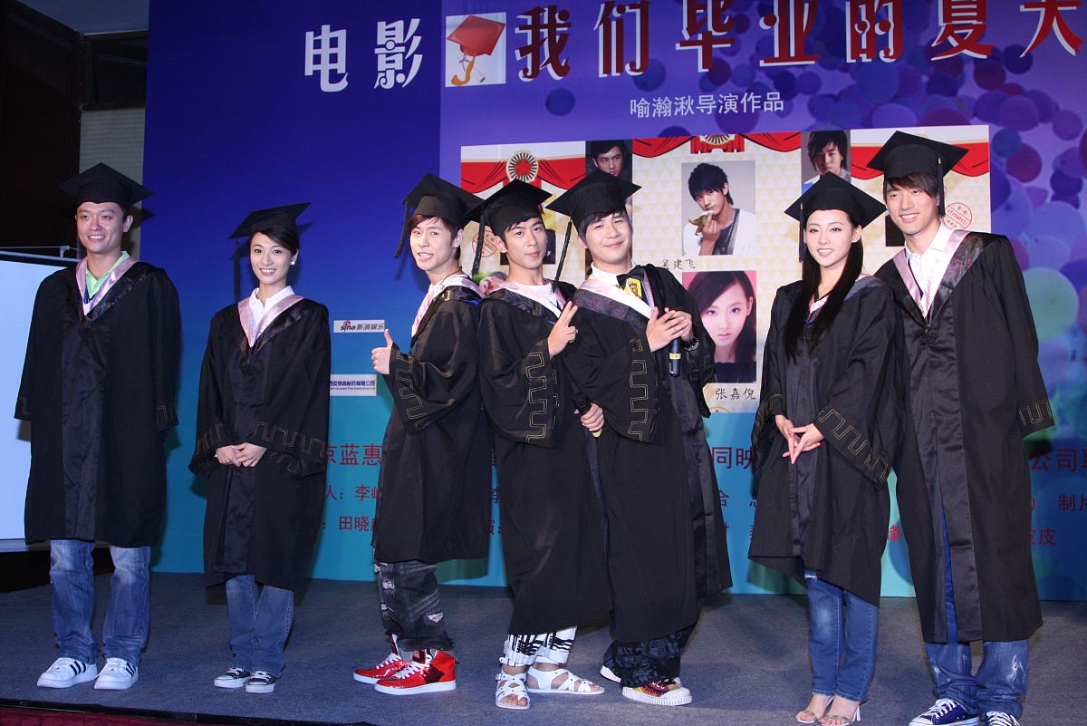 男生说‘要不你养我吧’怎么高情商回复？
