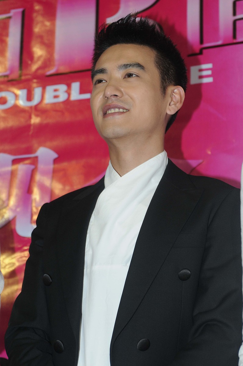 2010年4月27日,杭州,电影《a面b面》举行演员见面会.***_***袁文康+++