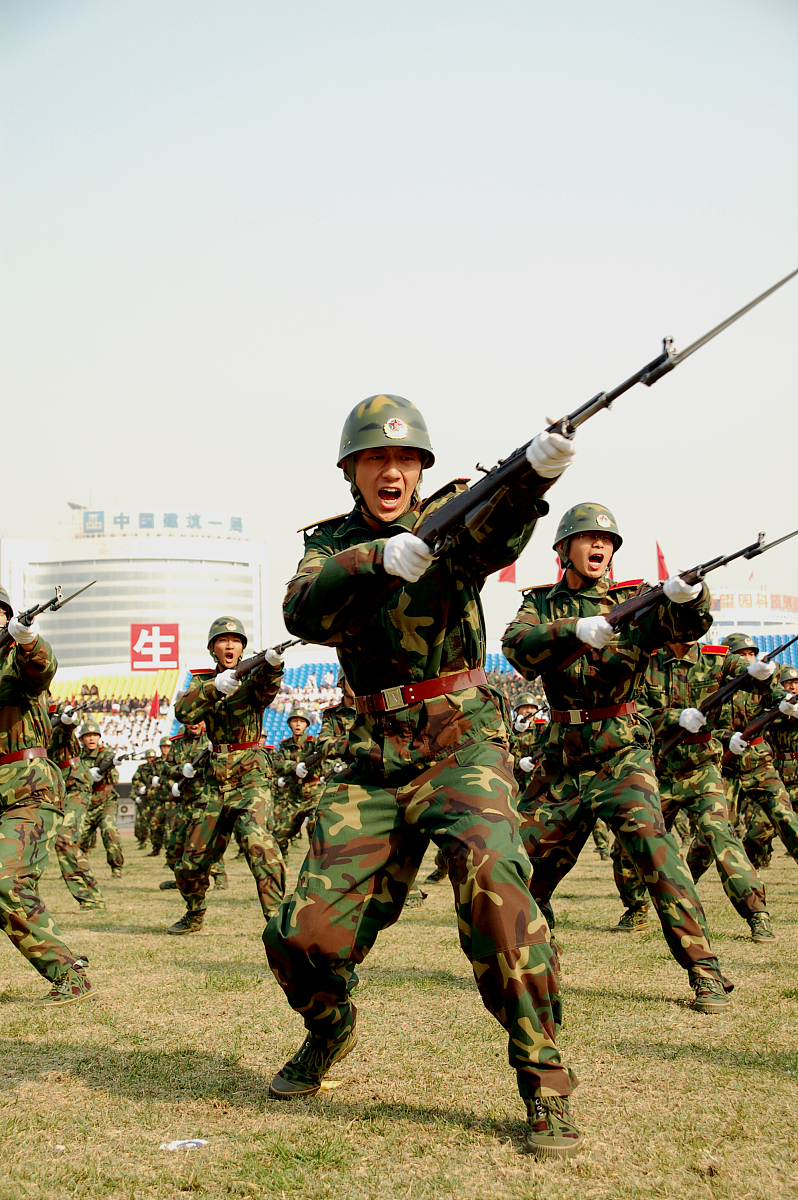 兰州中专学校对比：中专和技校哪个好？区别在哪？