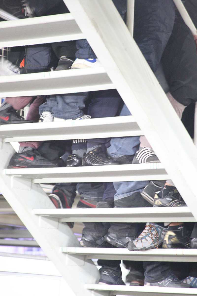 人力急缺预案解除与恢复