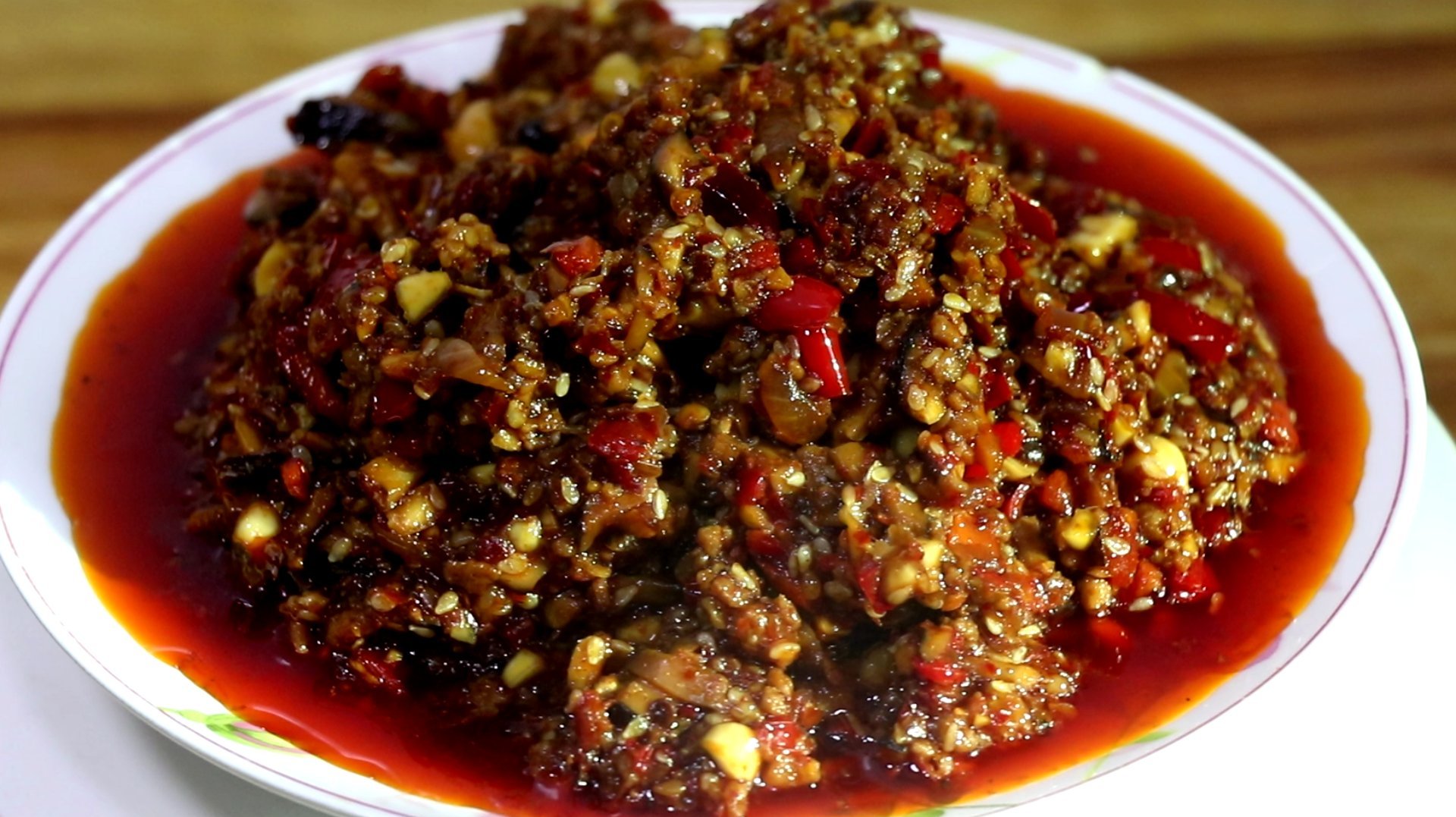 这才是香菇肉酱正宗家常做法,大厨10年秘方分享,比老干妈都好吃
