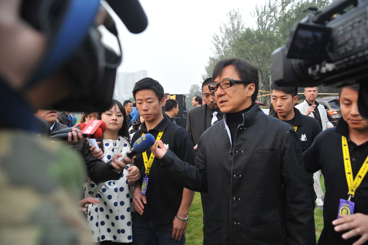 2014年10月23日,北京,成龙亮相电影《绝地逃亡》发布会.成龙
