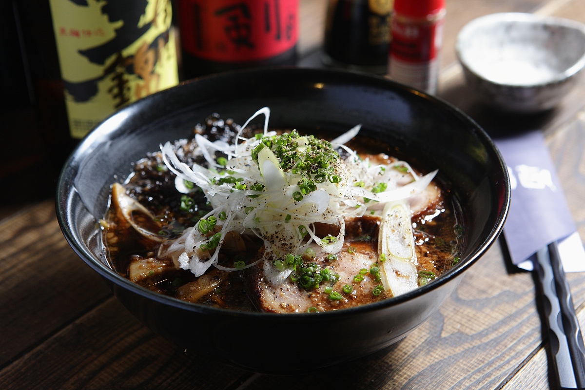 ***_***2014年12月10日,上海,日本料理拉面与制作方法
