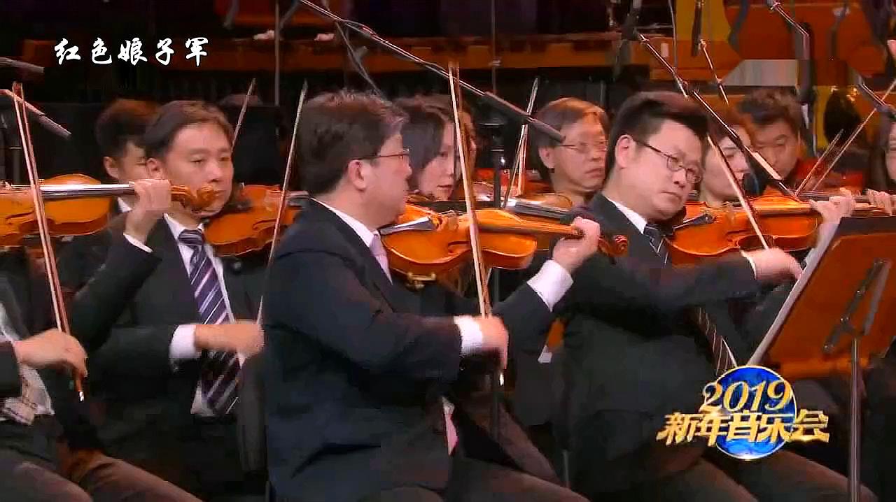 [图]经典名曲《红色娘子军》,中国爱乐乐团演奏,红色经典,百听不厌