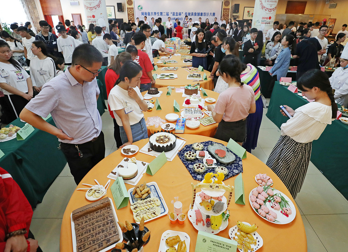 四川成都特色小吃厨师培训学校师资力量是怎样的呢