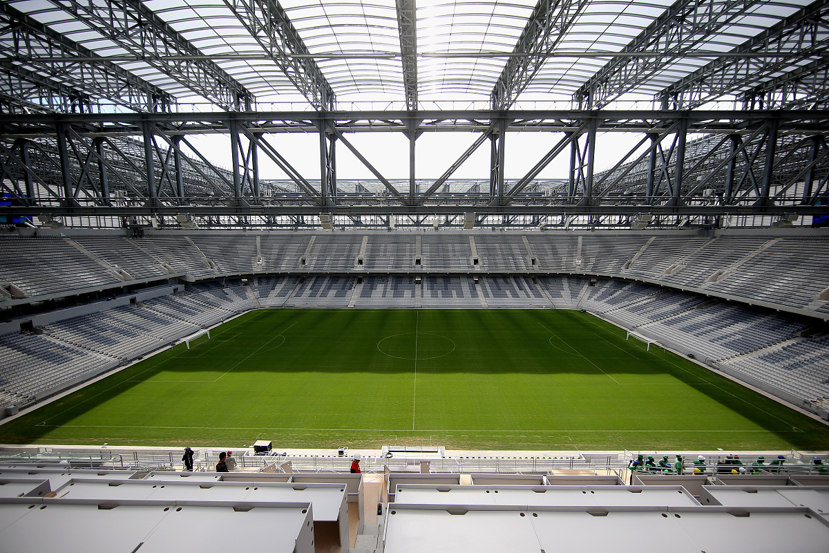 2014年5月21日,巴西库里蒂巴,fifa官员视察2014世界杯体育场——拜沙