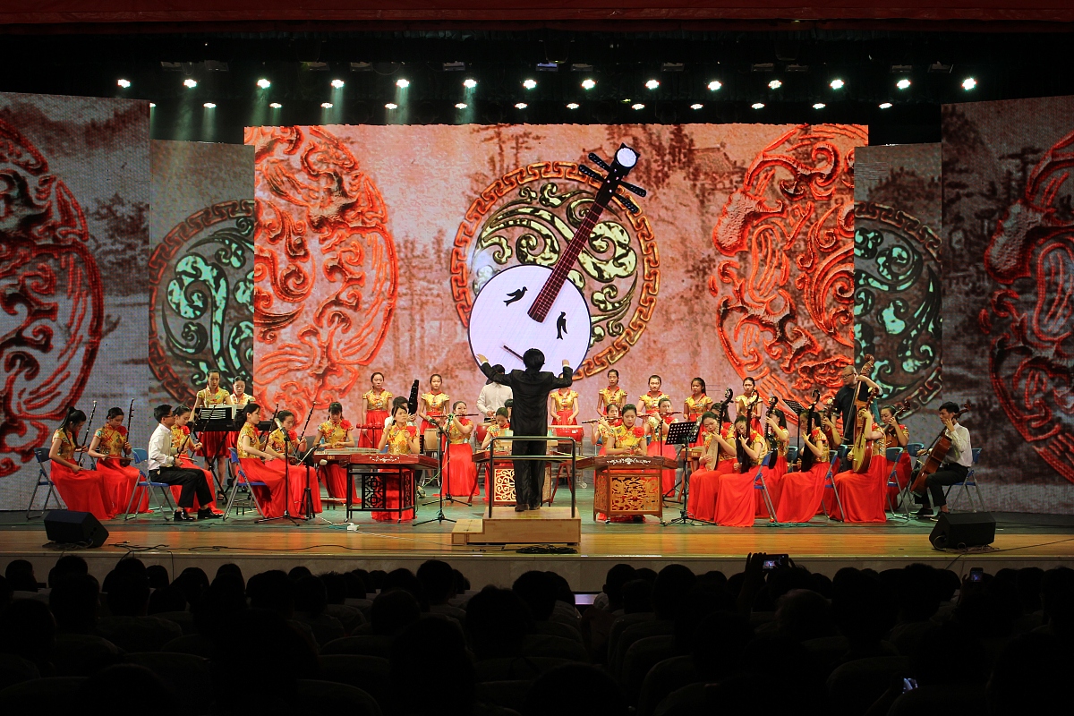 阜新高等专科学校商务英语专业就业前景分析 - 未来发展潜力巨大