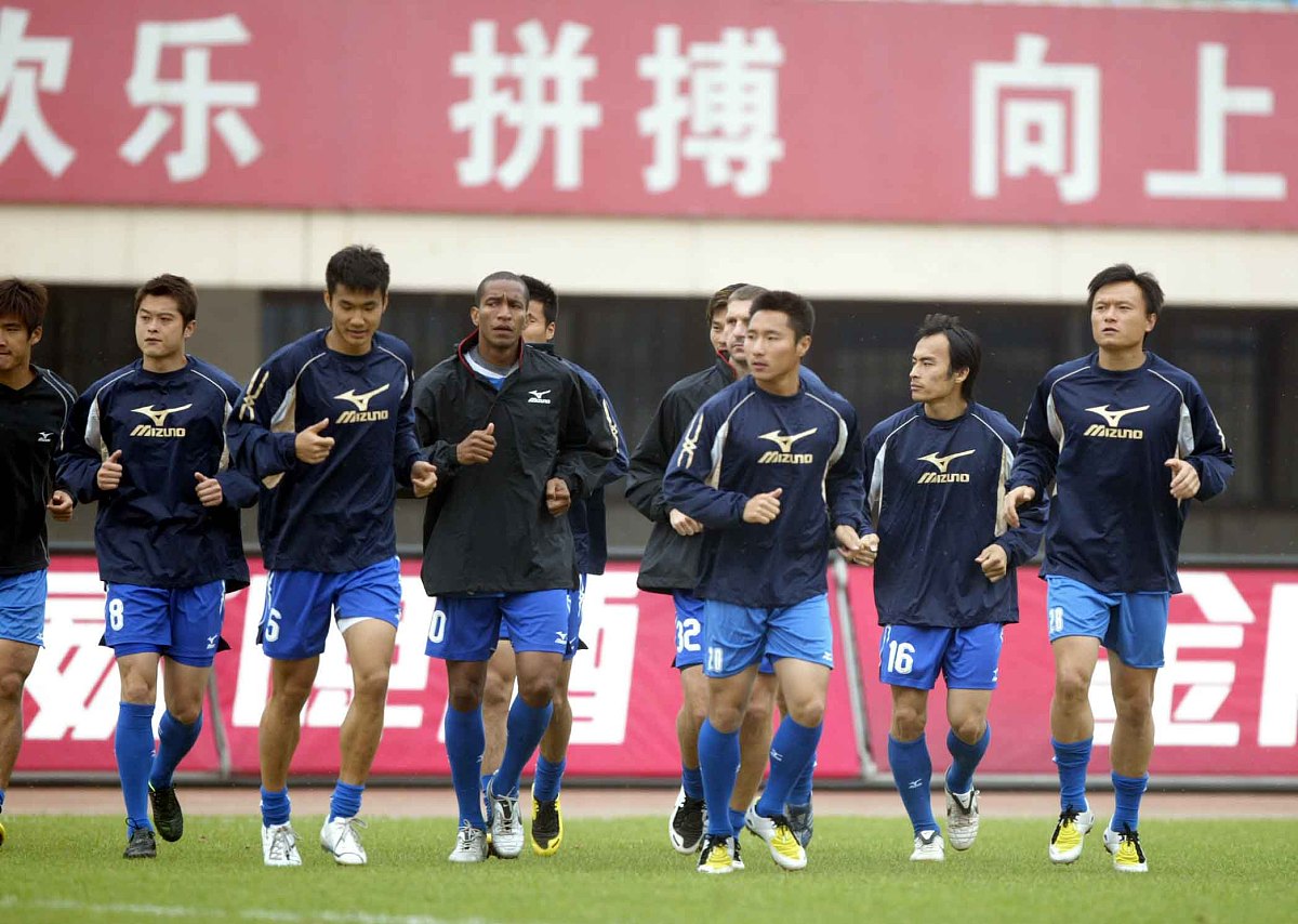 中过男足史上第一位无血缘