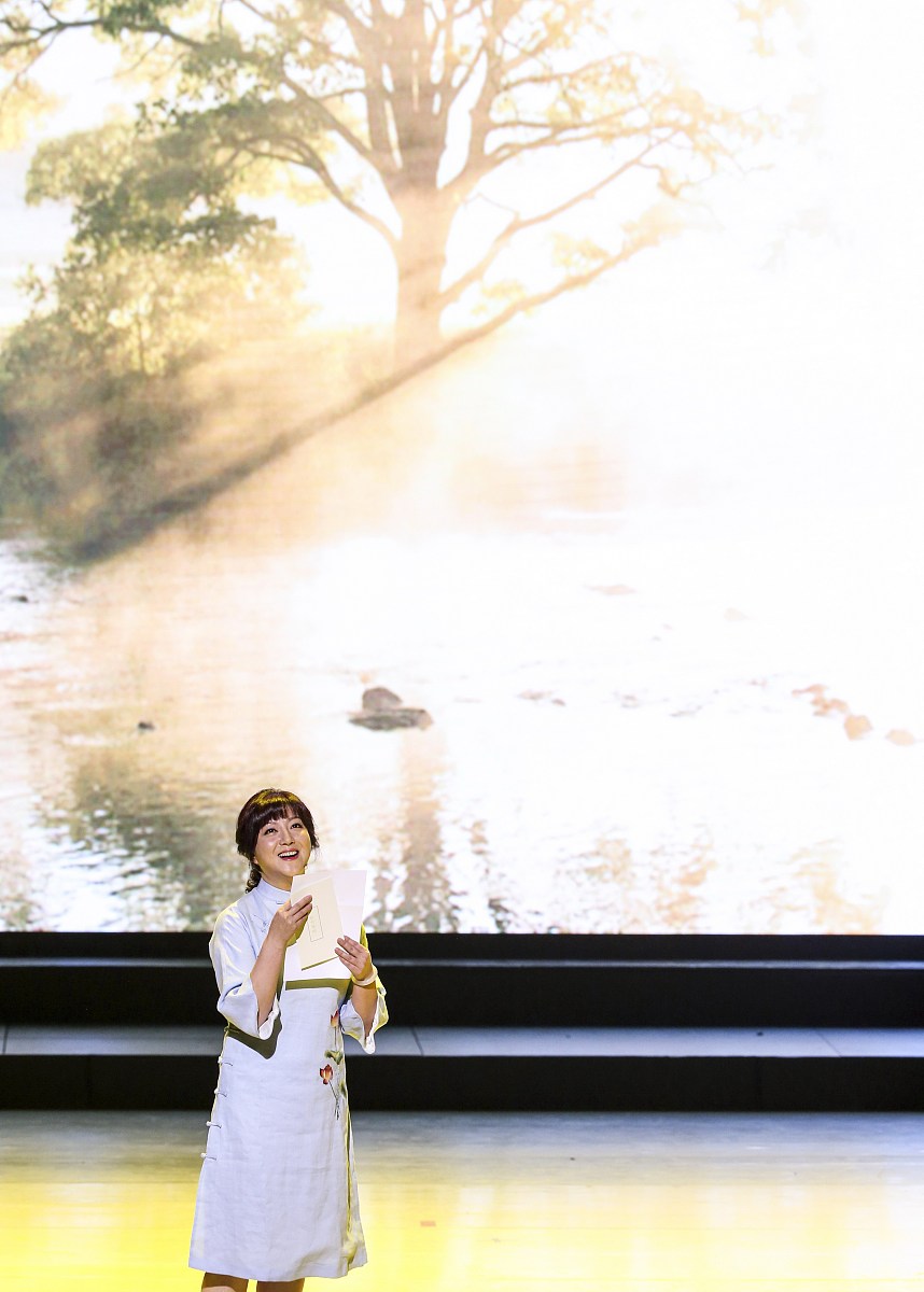 帮我赞美春天的诗歌