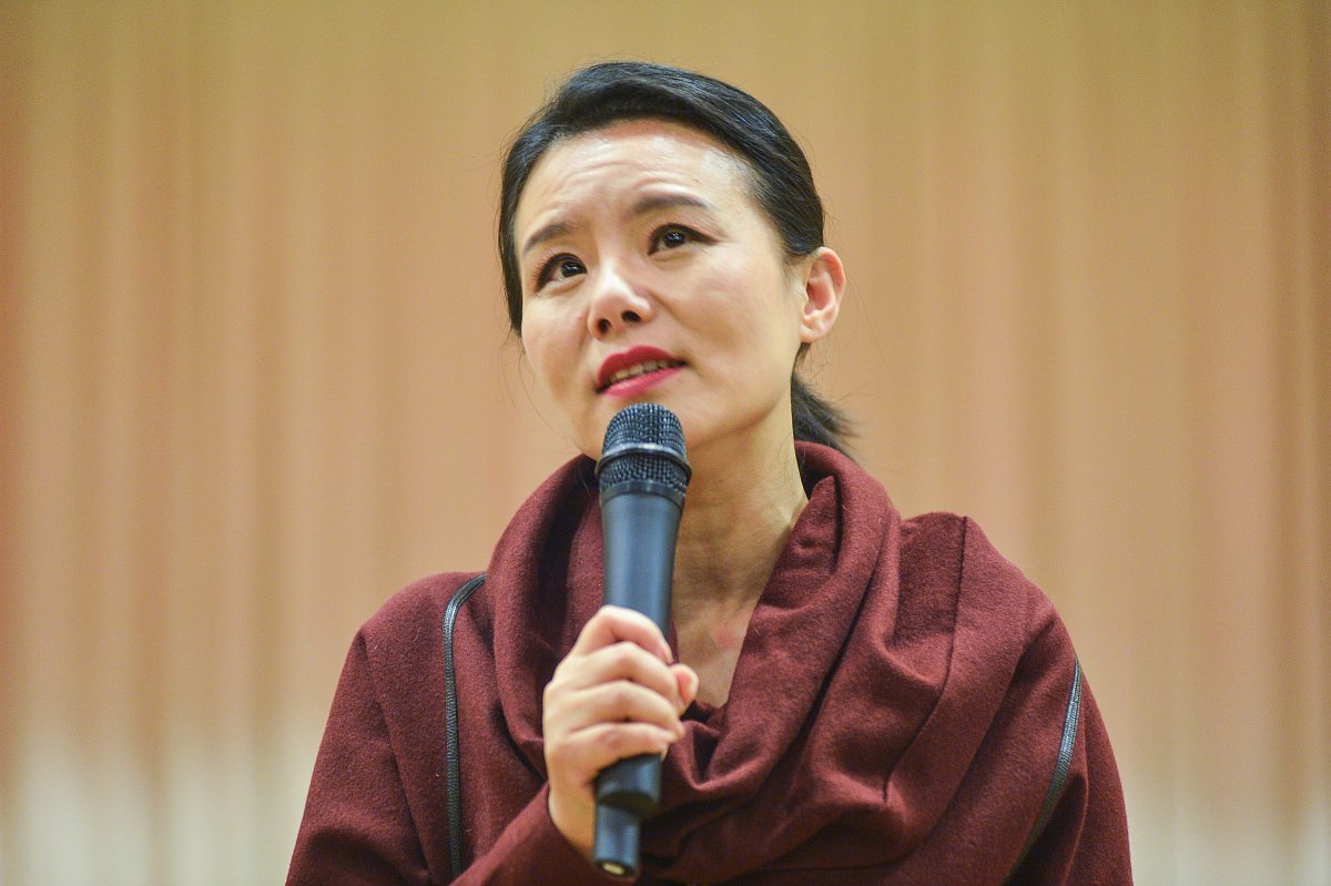 2015年11月7日晚,天津,中国民族音乐歌唱家,中国新艺术音乐创立人龚琳
