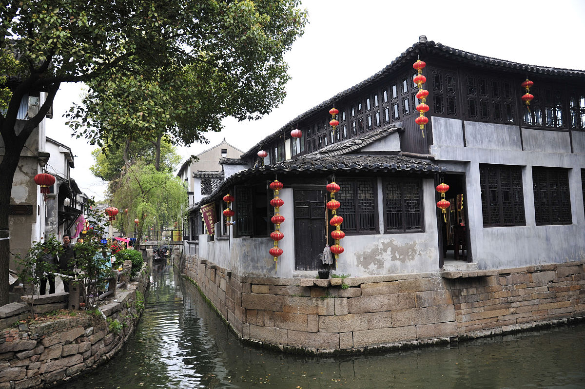 苏州市太湖旅游中等专业学校2023年招生专业：如何选择适合你的专业？