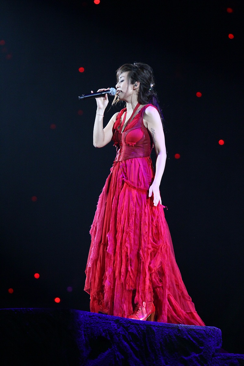 2011年9月22日,香港,林忆莲香港演唱会首场.***_***+++_+++林忆莲,演