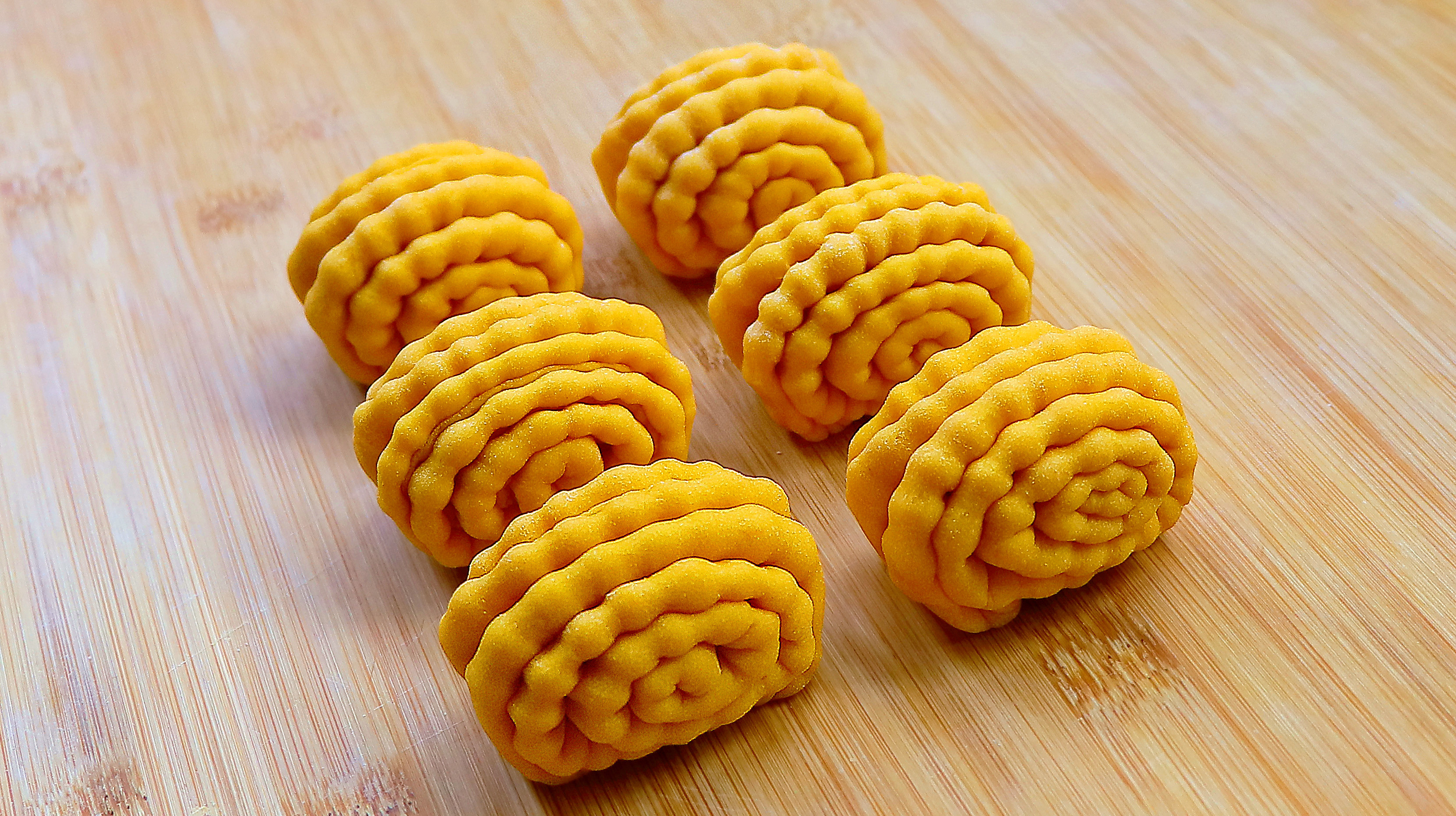 花卷这样做太美了!层次好看做法简单,一压一卷,看一遍就会做