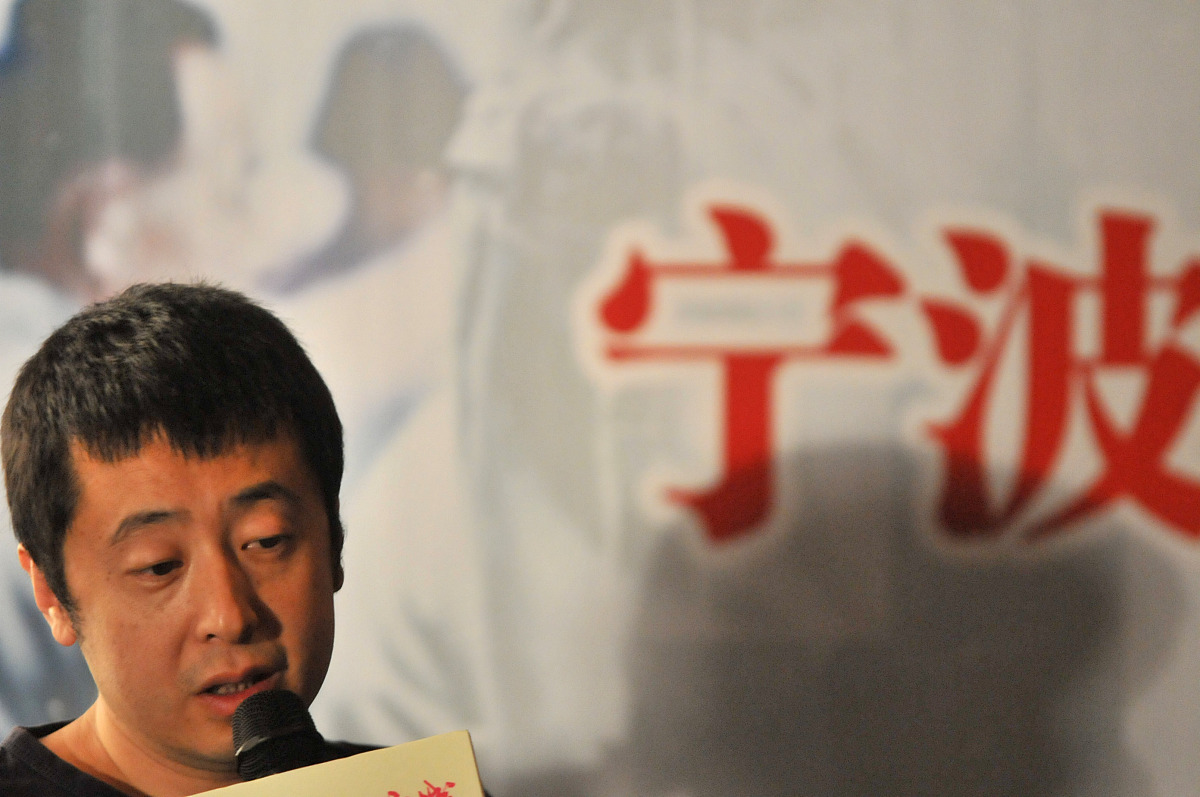 2010年7月4日,浙江宁波,电影《海上传奇》宣传发布会.  (应摄影师要求