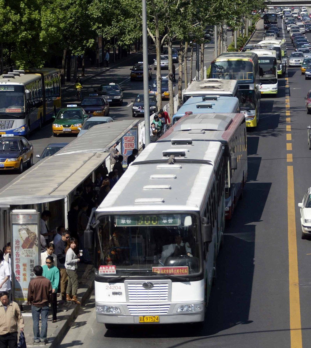 四川城市技师学校交通指南：地址、地铁、公交、班车