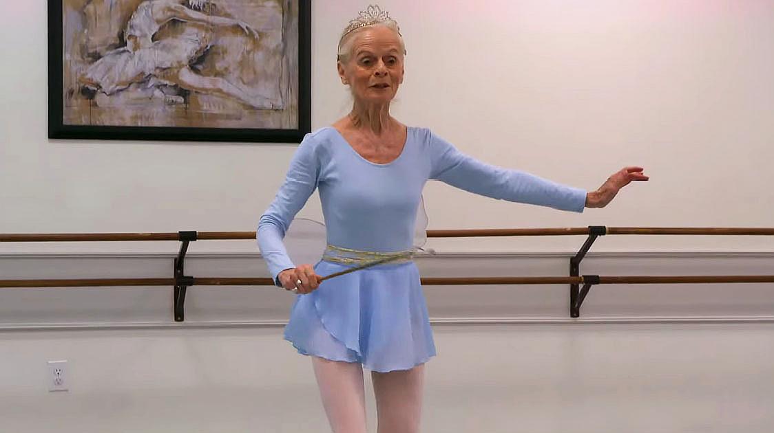 世界上最老的芭蕾舞演员,跳了整整70年,如今的身