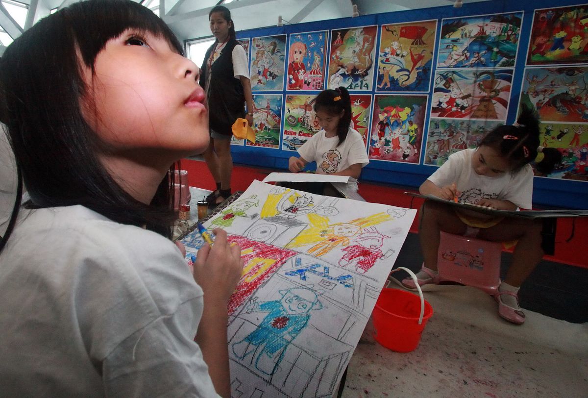 西安市鄠邑区职教中心美术课程：专业指导，提升绘画技能