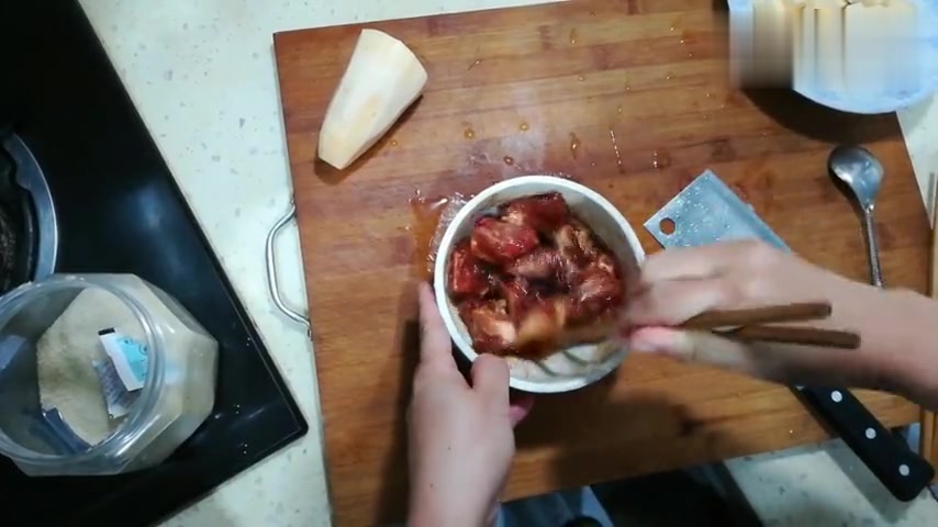 粉蒸排骨,经典家常蒸菜排骨软烂入味