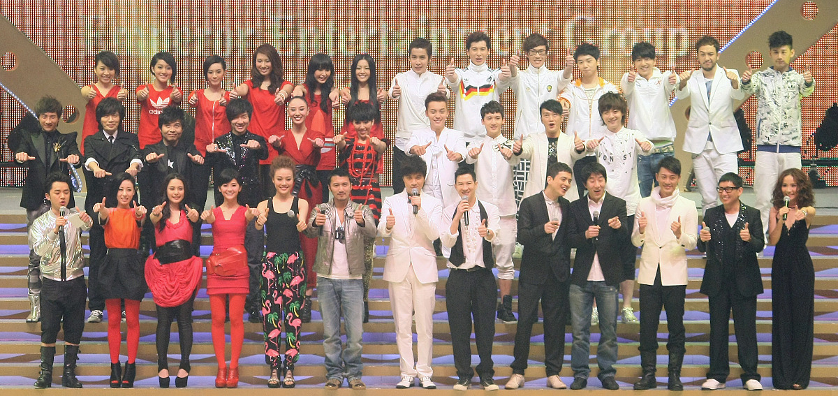 2010年2月27日,澳门,香港英皇娱乐春茗演唱会现场.***_***+++_+++英皇