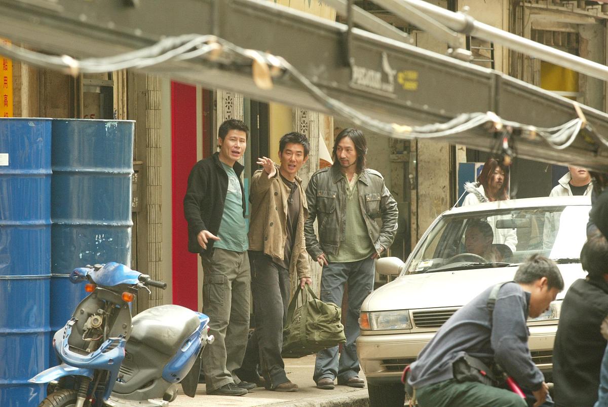 无间剧情解析：监狱斗争与残酷生存