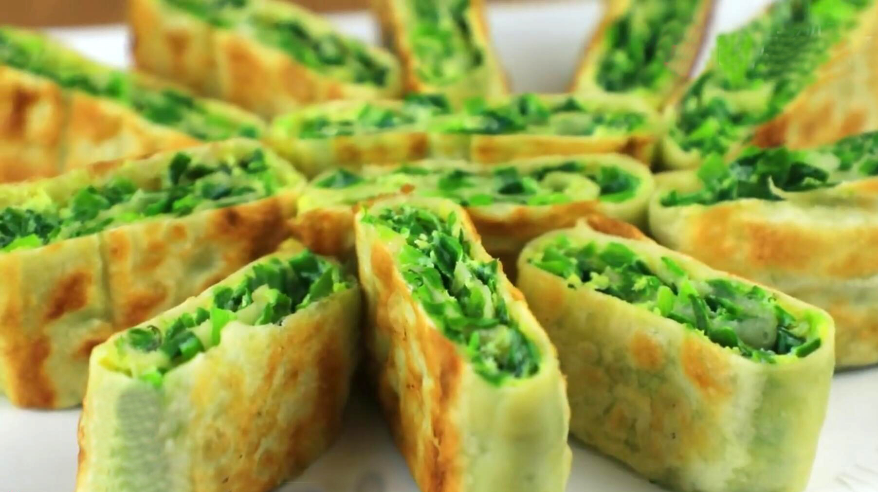 馅饼新做法,一摊一卷,不出水不露馅,我家一周吃5次,比肉还香