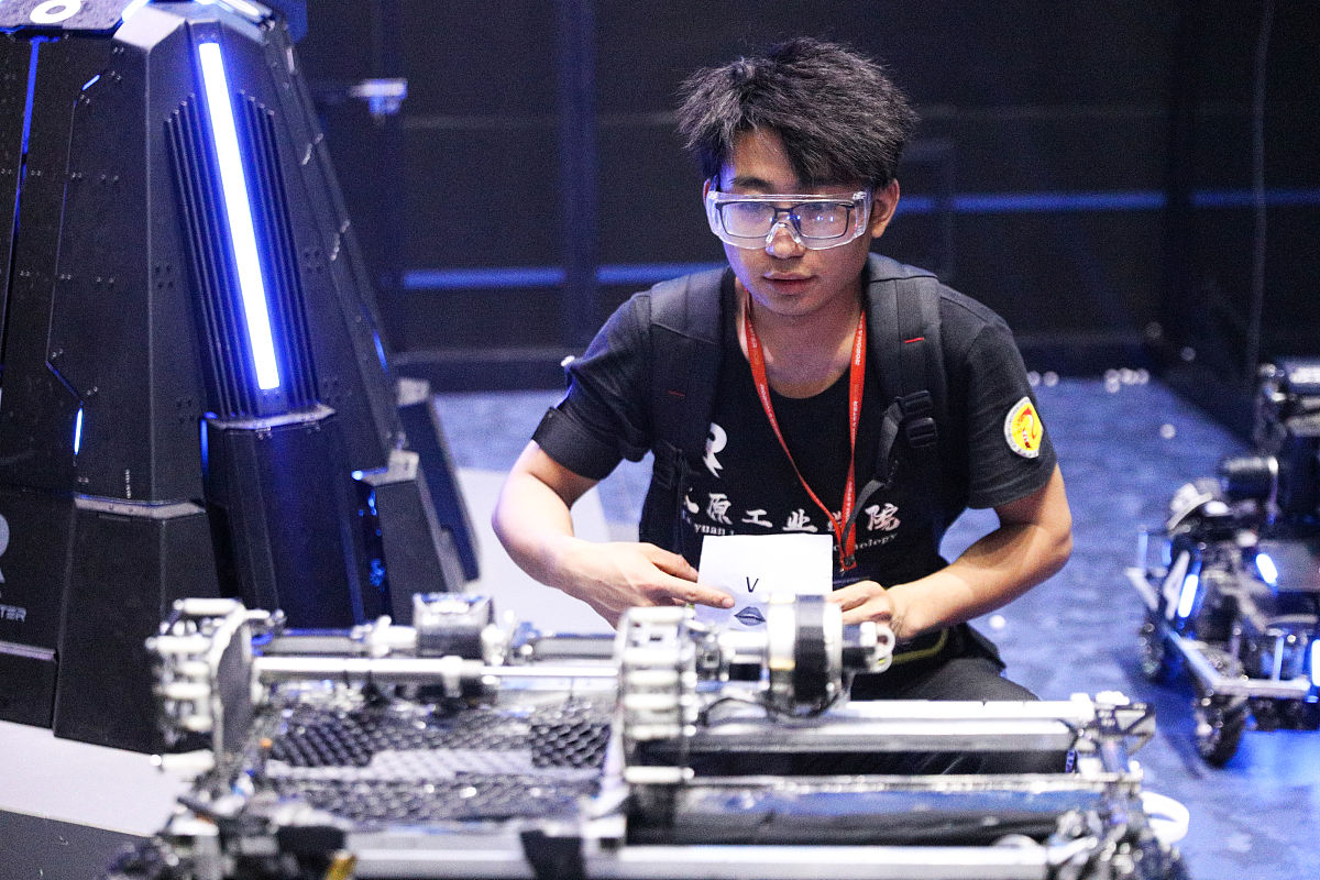 2019年5月26日,陕西西安,2019robomaster机甲大师赛中部分区赛8强:中