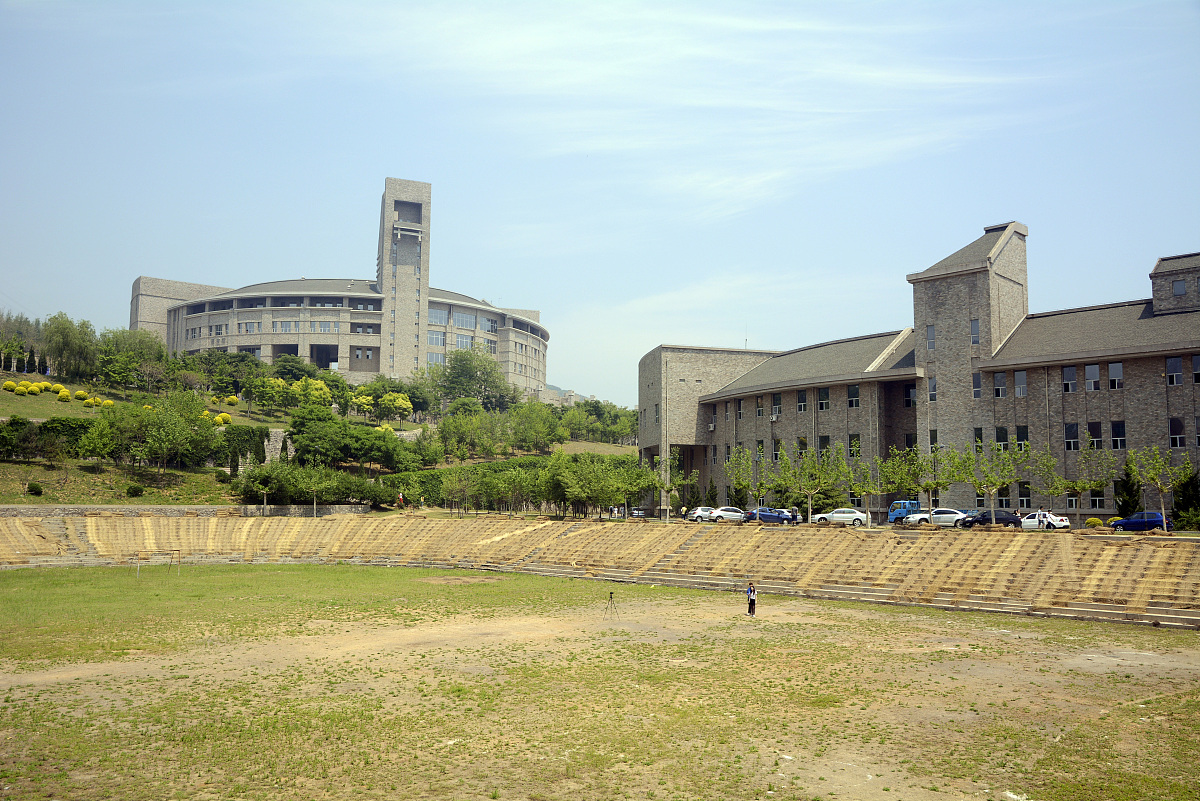 ***_***2013年05月31日,辽宁省大连市,大连东软信息学院教学办公大楼.