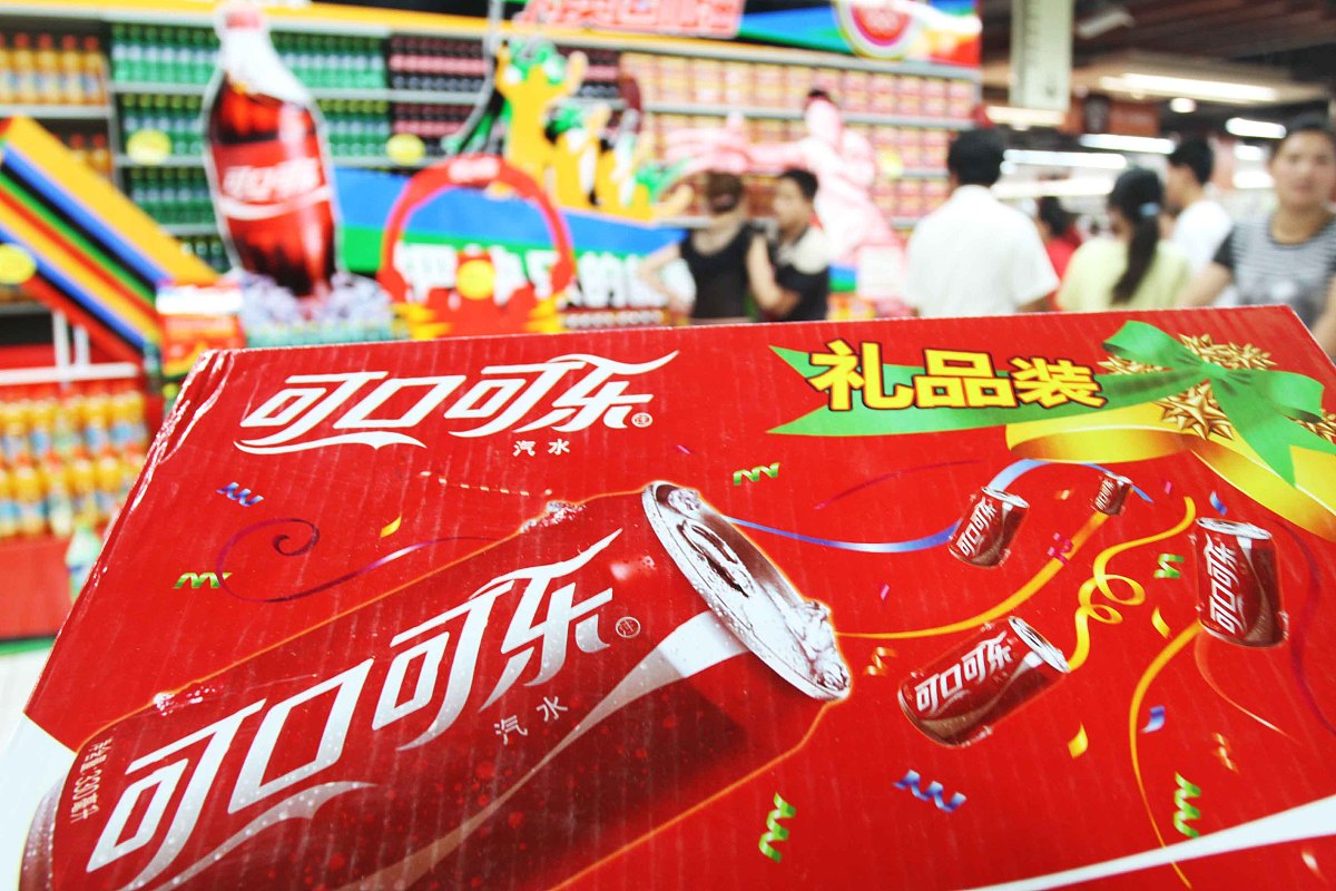 可口可乐品牌在中国春节传统文化背景下的微信广告创意分析帮我写一下目录。