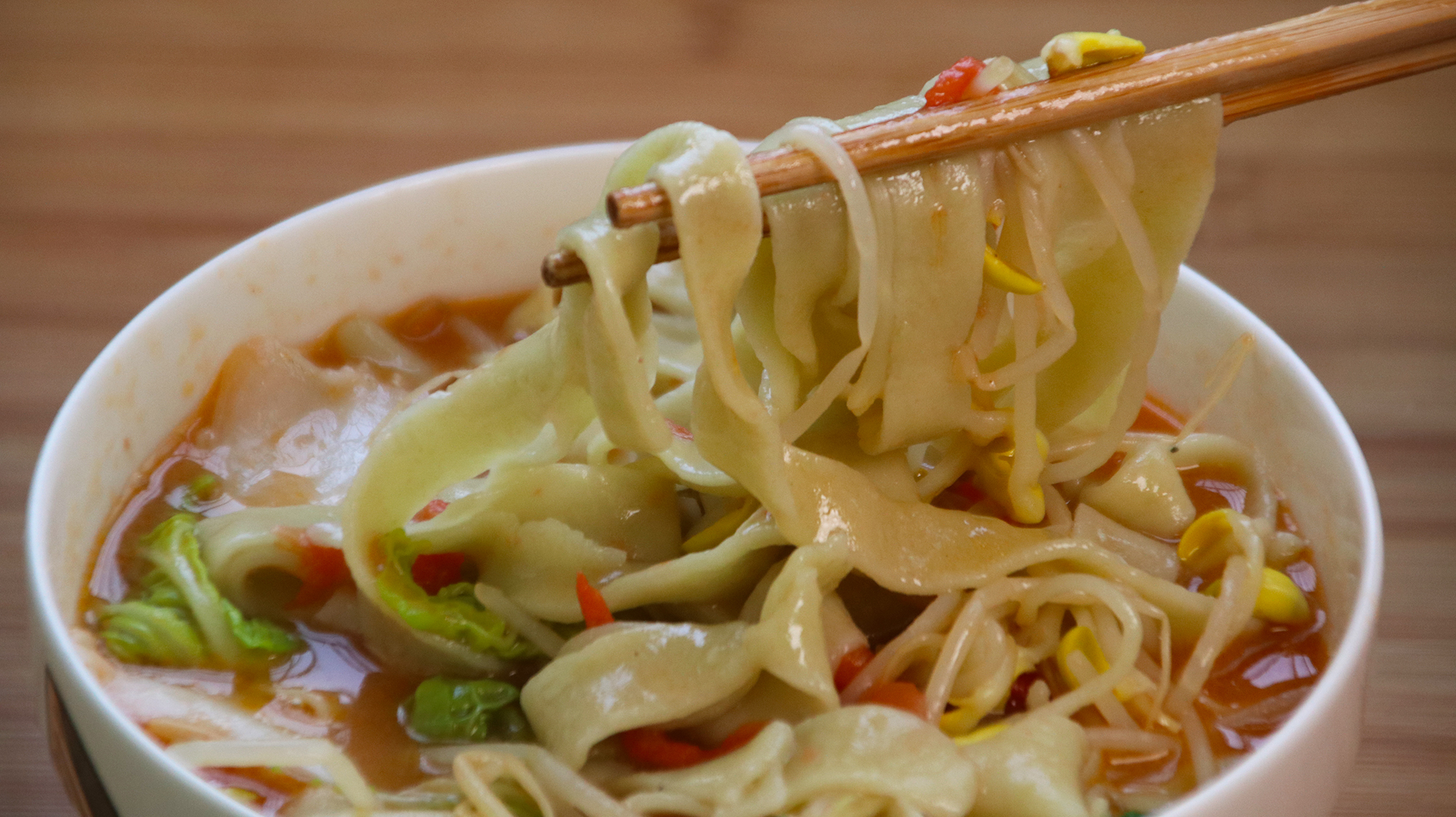 面条吃了30年,这种做法还是第一次见,出锅孩子吃了2大碗