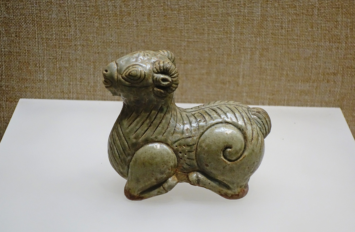 ***_***2017年12月01日,青釉卧羊,西晋,广东省博物馆文物.