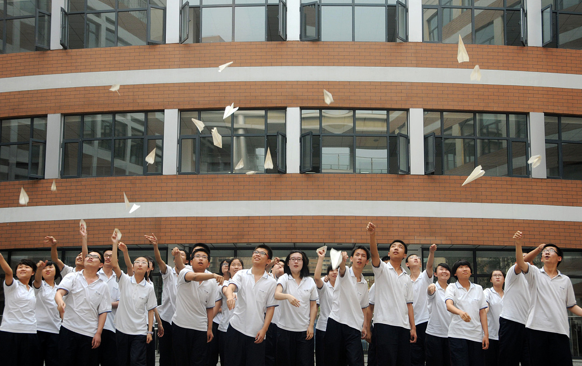 河南电力工业学校师资力量 - 高素质电力工业人才培养的基石