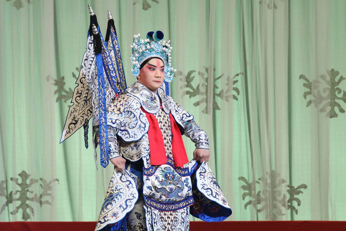 南阳文化艺术学校2022年有哪些专业