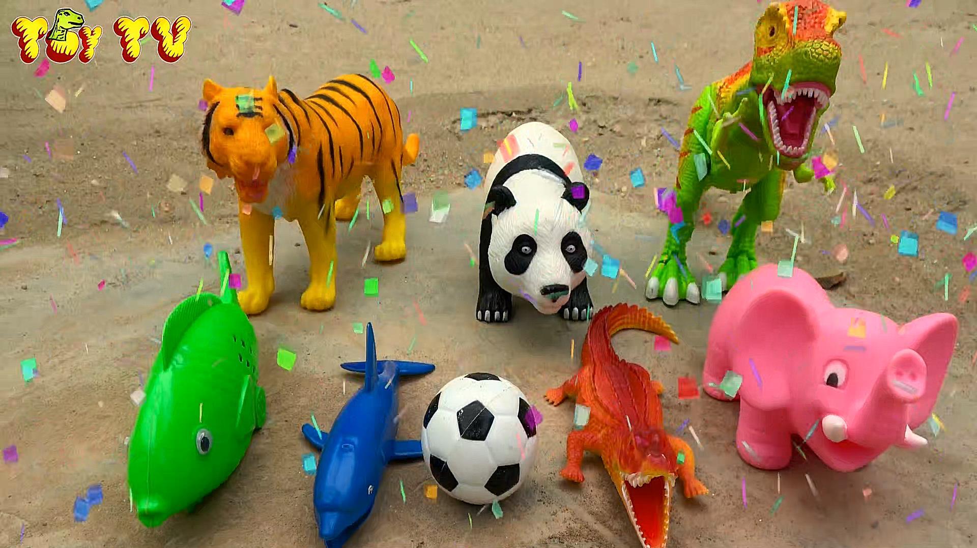 鳄鱼和大象、鲤鱼发现头套,变成恐龙和熊猫,婴幼儿宝宝游戏视频