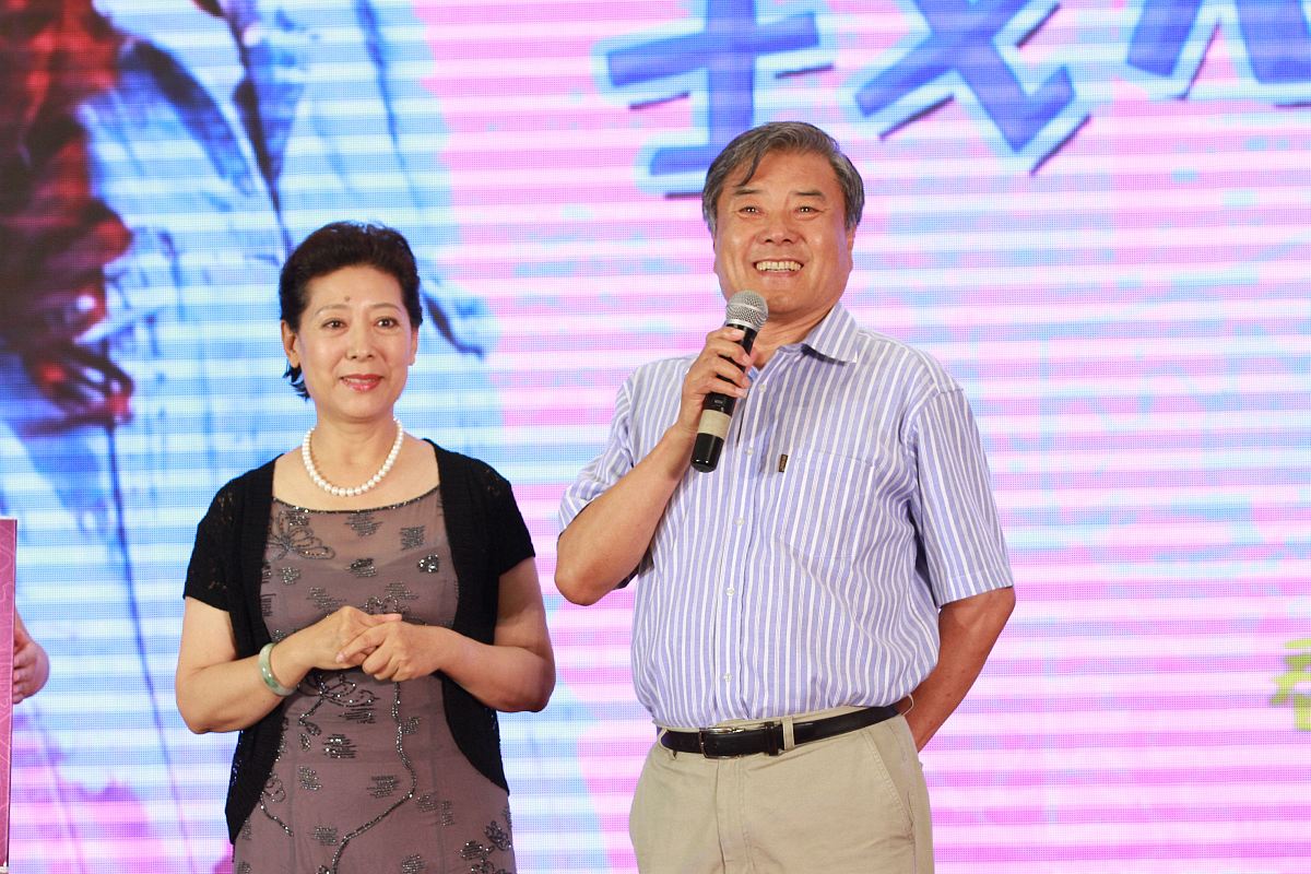 2014年07月21日,北京,电影《我想结婚的时候你在哪》发布会.***_***关