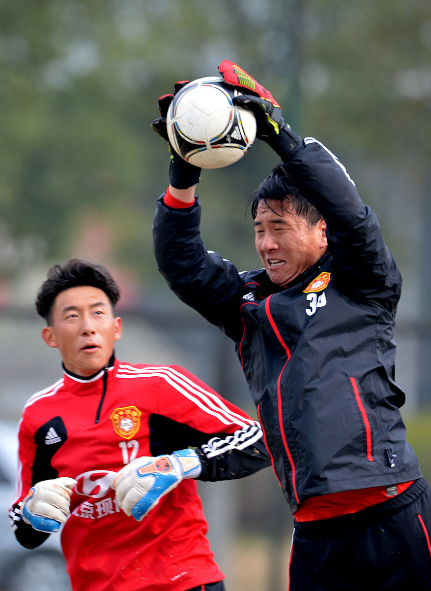 羽毛球动作识别技术研究：中国成果综述